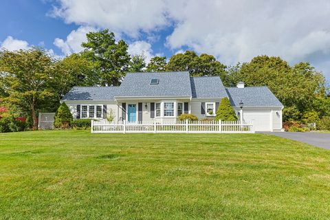23 Dauphine Dr Yarmouth MA 02675