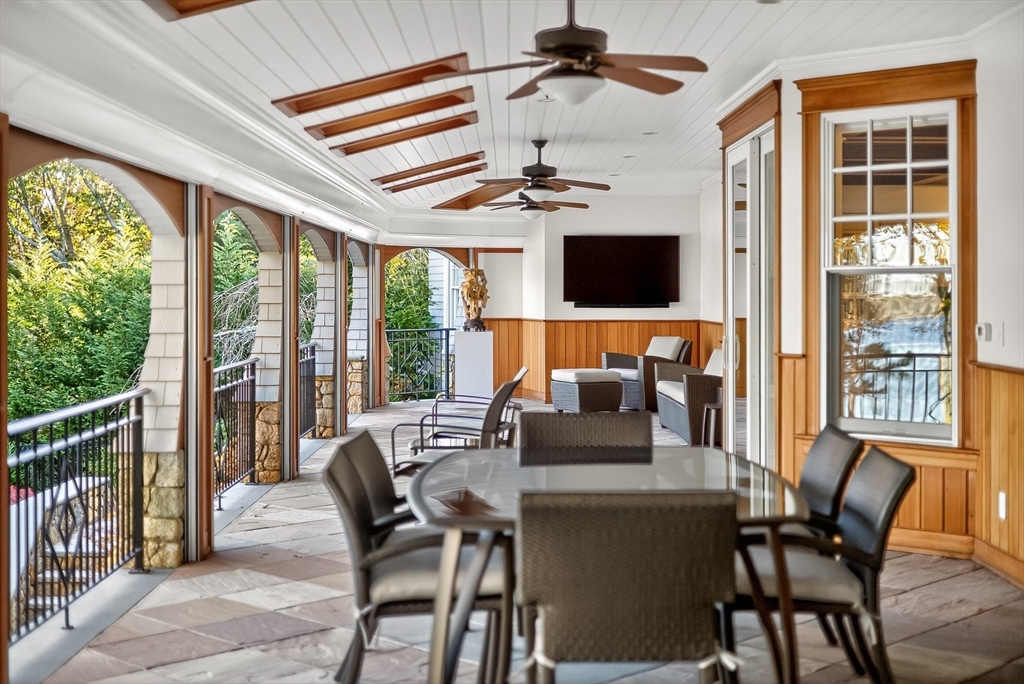 Barnstable, Massachusetts 02635, United States, 7 Bedrooms Bedrooms, ,8 BathroomsBathrooms,Residential,Active,244056