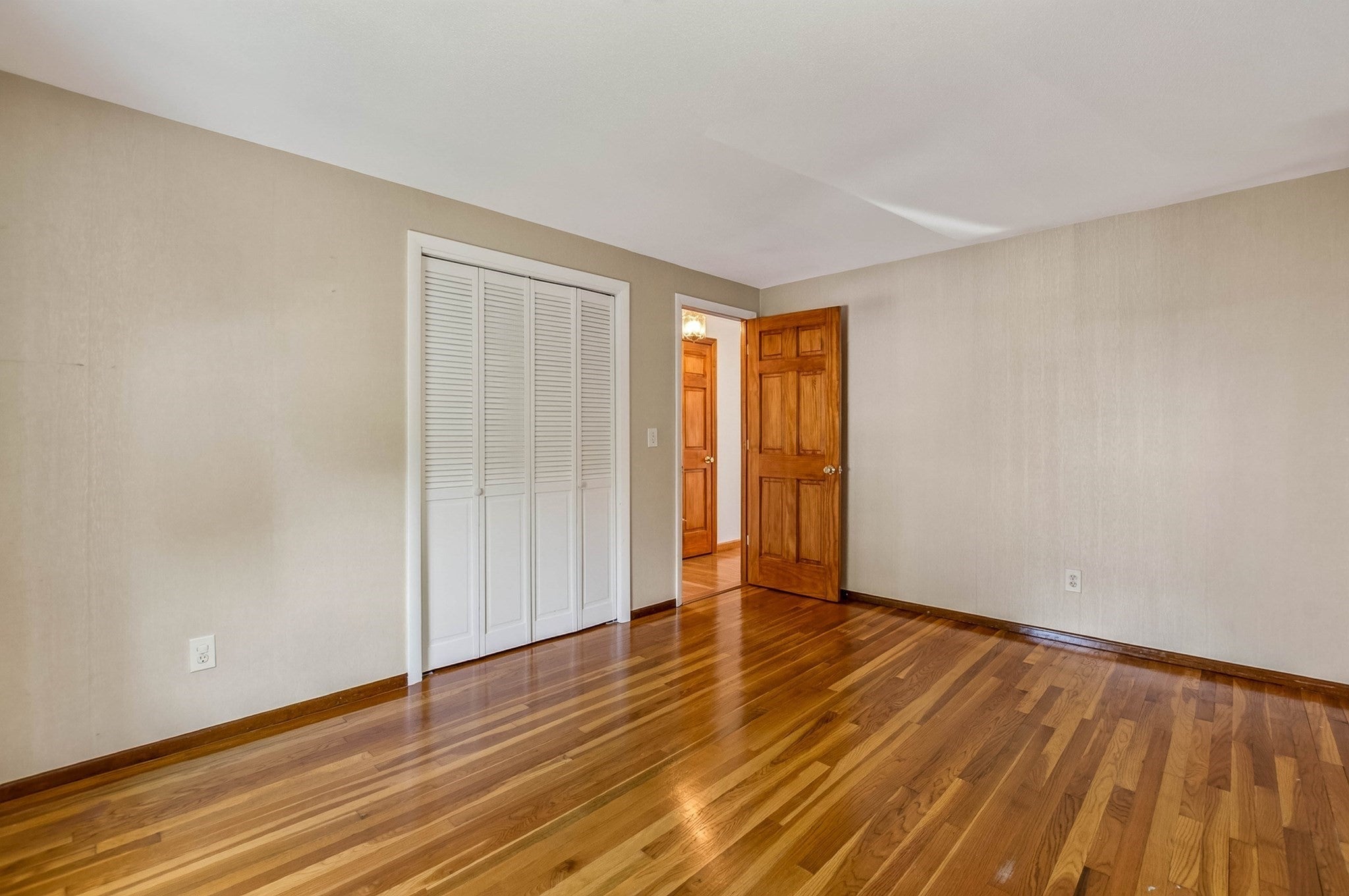 21 Cardosi Ct, Pawtucket, RI, 21 Cardosi Ct, Pawtucket, RI Photo #13