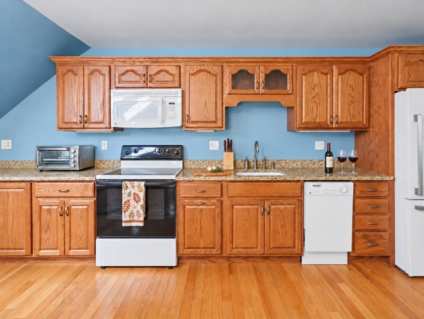 17 N Washington St, Norton, MA Photo #31
