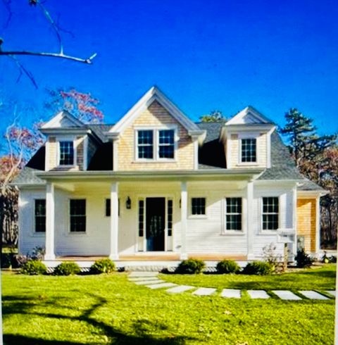 27 7th Street Edgartown MA 02539