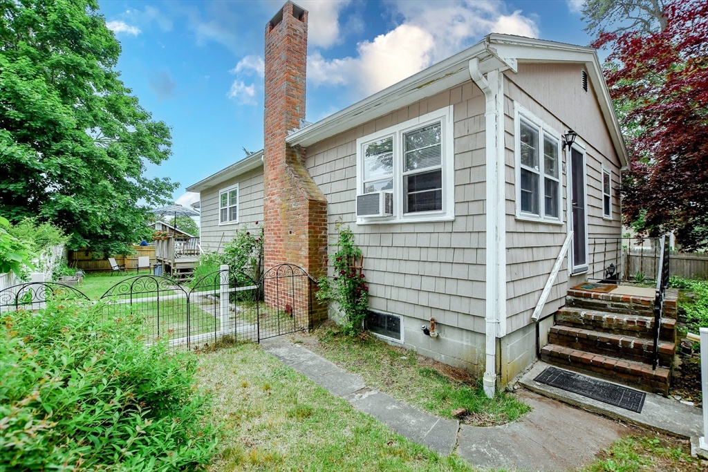 14 Central Ave