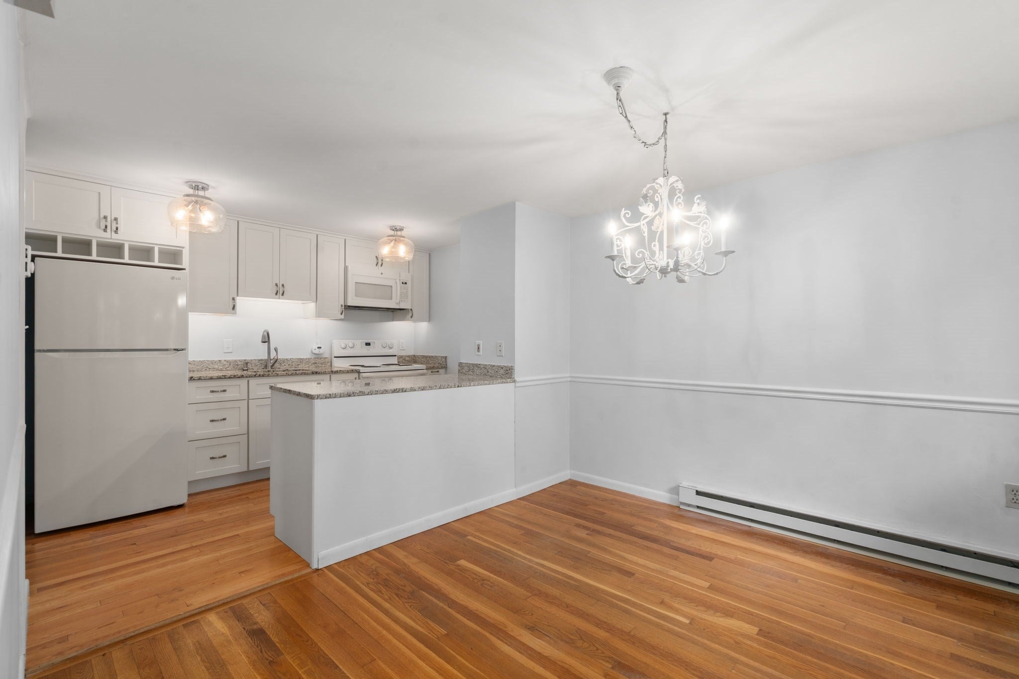 60 Lake St #E, Winchester, MA Photo #2