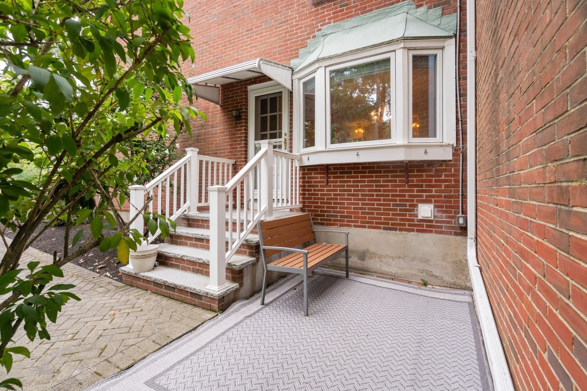 60 Lake St #E, Winchester, MA Photo #17