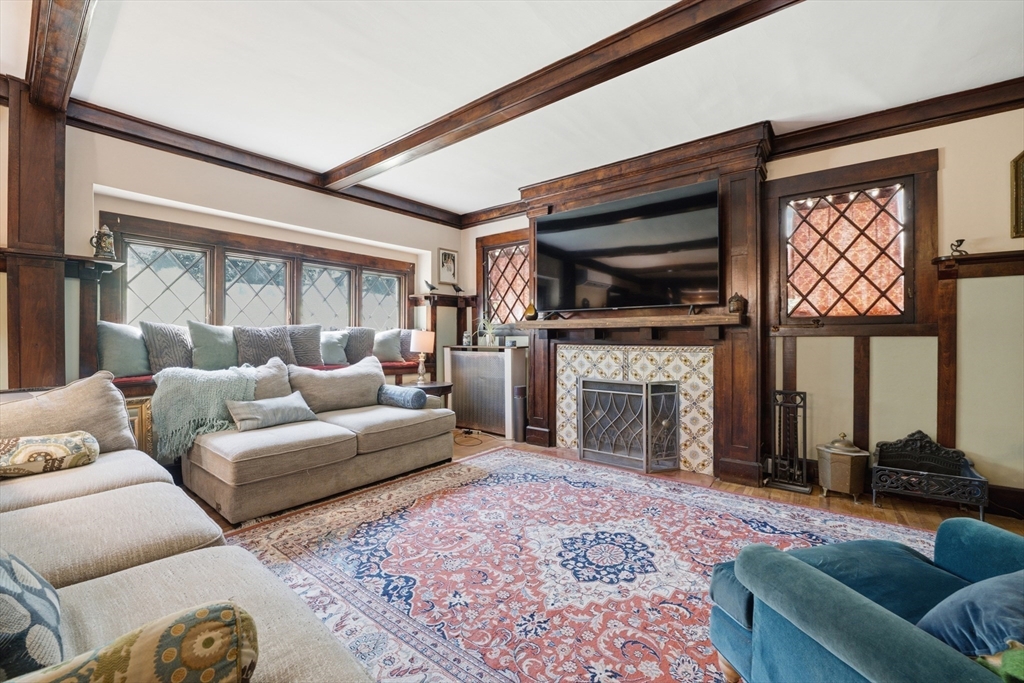 15 Haviland St