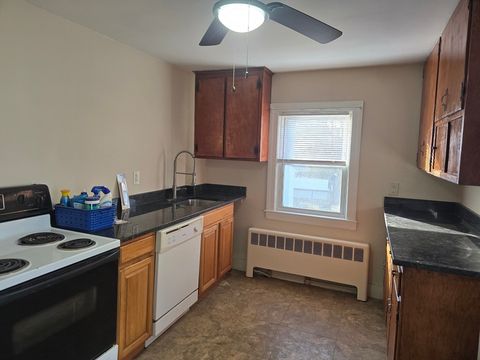 Photo of 79 Wilson Ave #3, Framingham, MA 01702 (MLS # 73474994)
