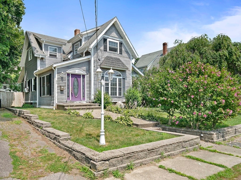 43 Hobart Square