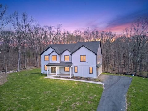 Photo of 11 Falcon Dr, Shrewsbury, MA 01545 (MLS # 73512959)
