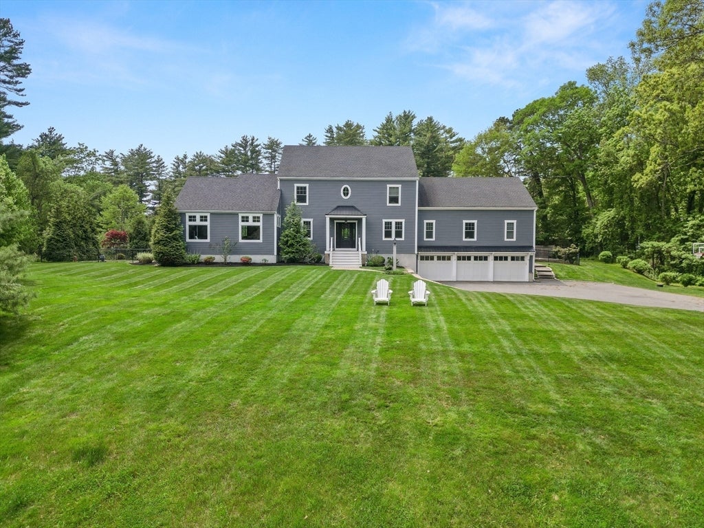 57 Candlewood Dr