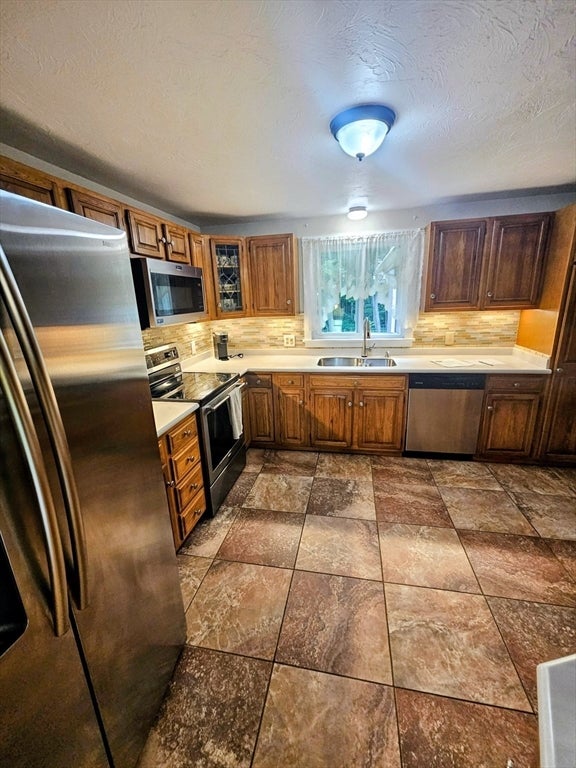 4 Sycamore Dr, Rutland, MA, 4 Sycamore Dr, Rutland, MA Photo #10