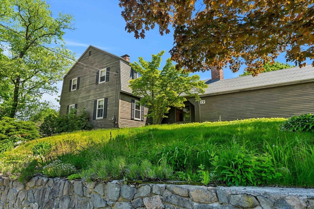 17 Kernwood Hts