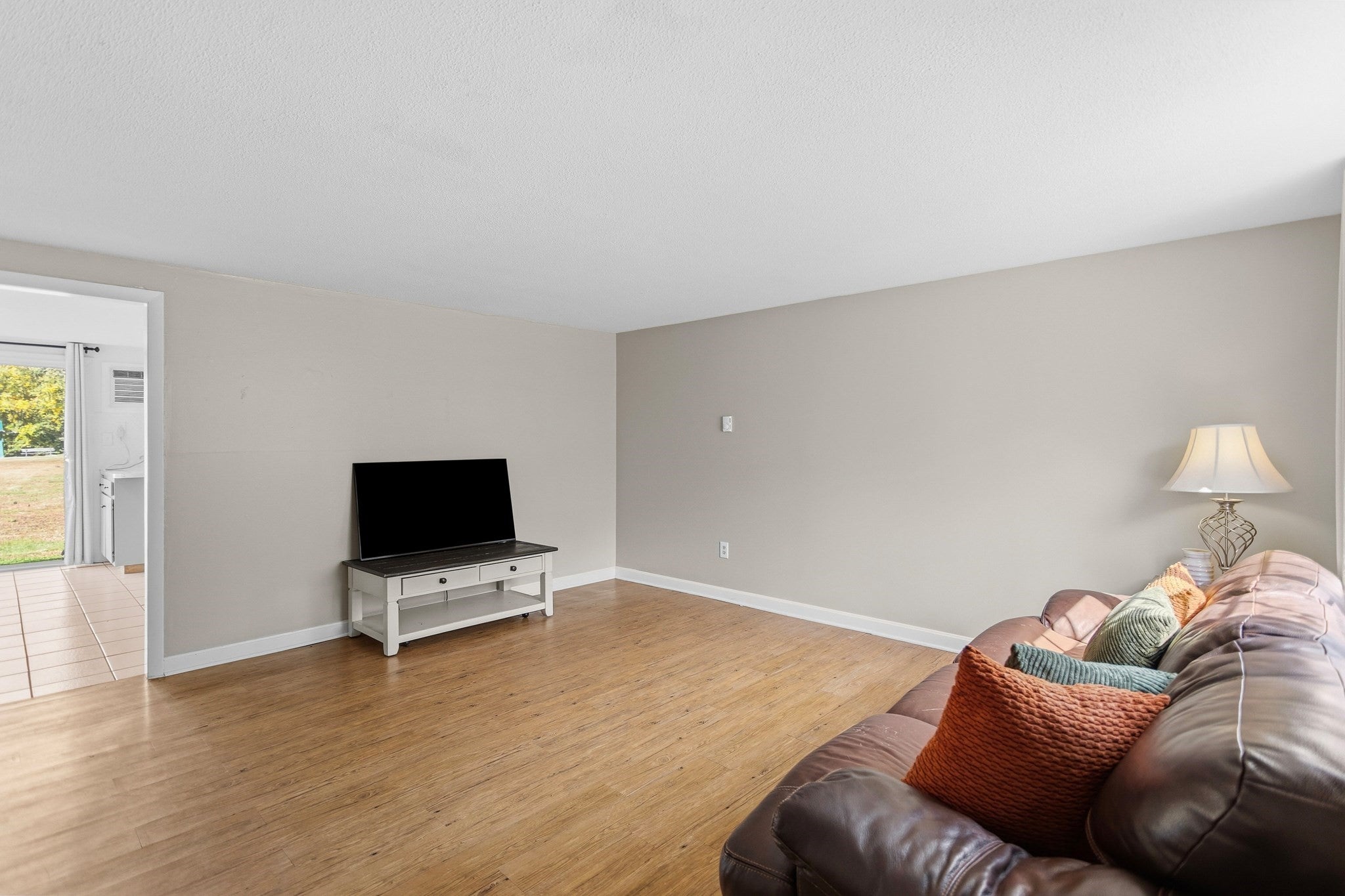 18 Westford Road 34
