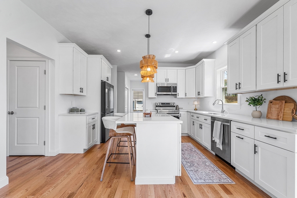 93 Mantell Rd
