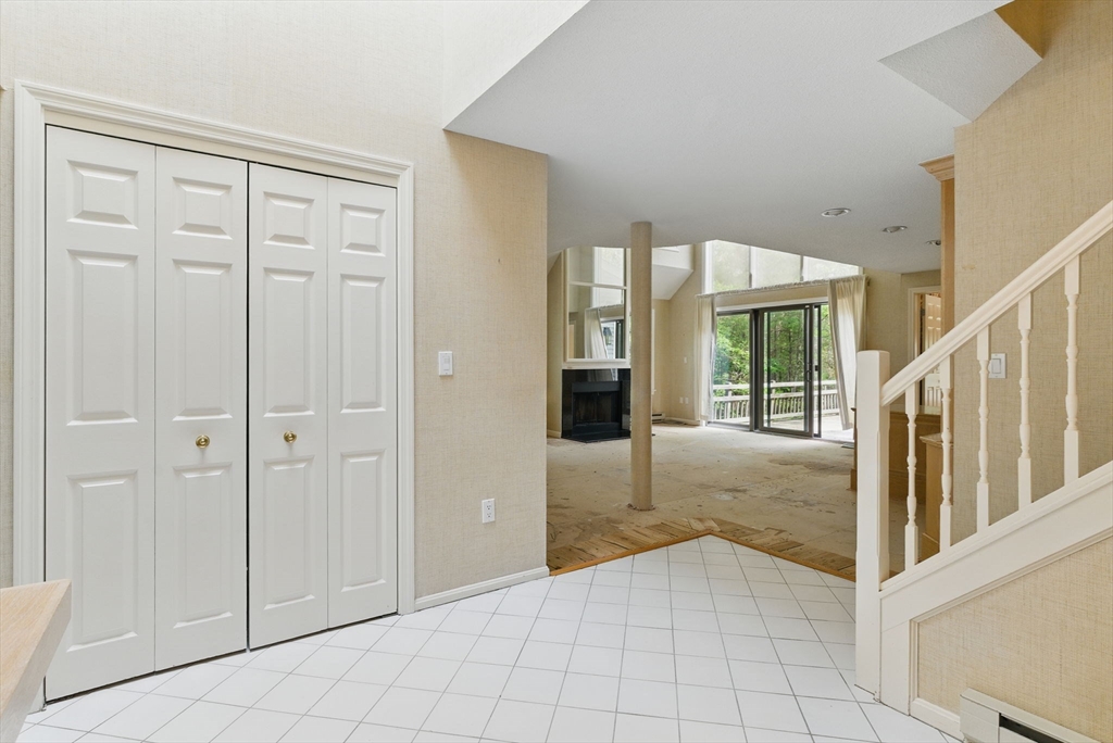 2 Hillside Dr 2
