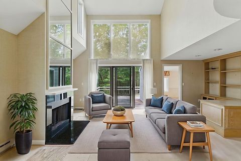 2 Hillside Dr 2 Wayland MA 01778