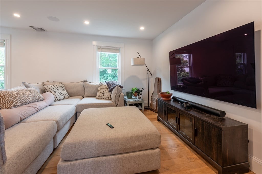 5 Ord Street Ct, Salem, MA, 5 Ord Street Ct, Salem, MA Photo #10
