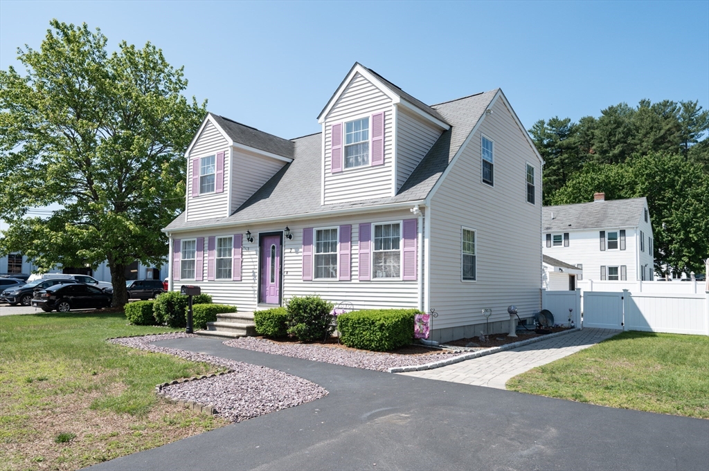 2 Garden St