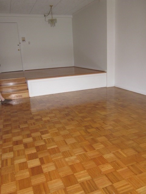 57 Broadlawn Park 24