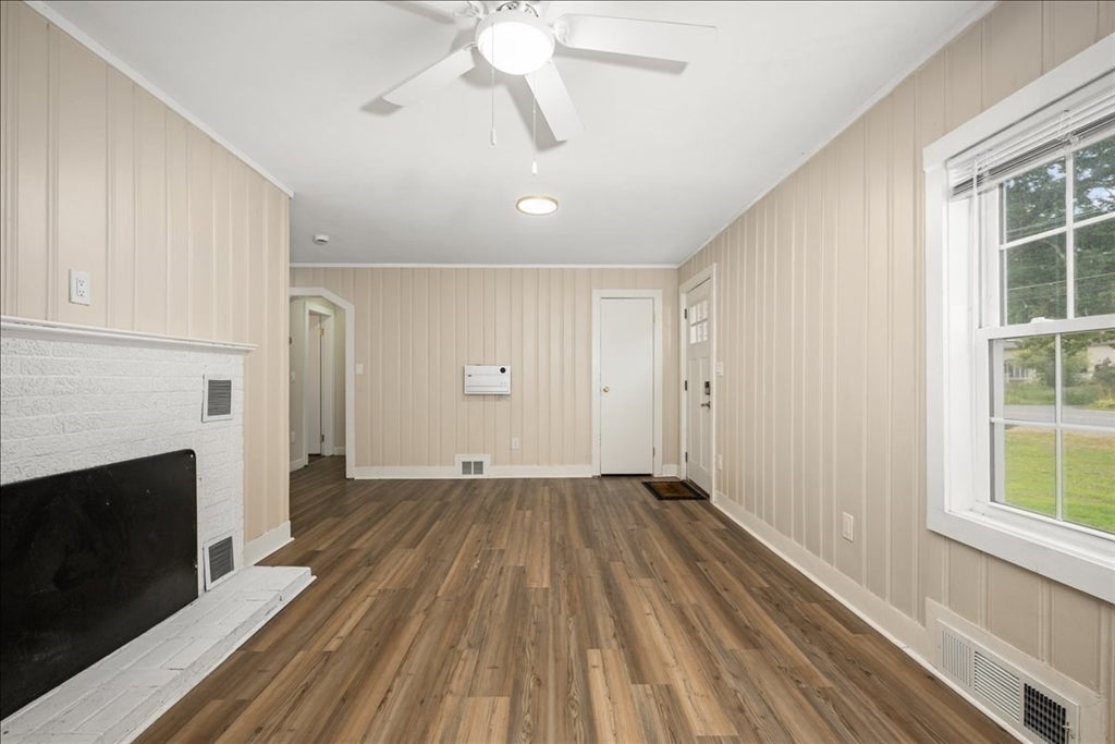 19 East Rd, Westminster, MA, 19 East Rd, Westminster, MA Photo #10