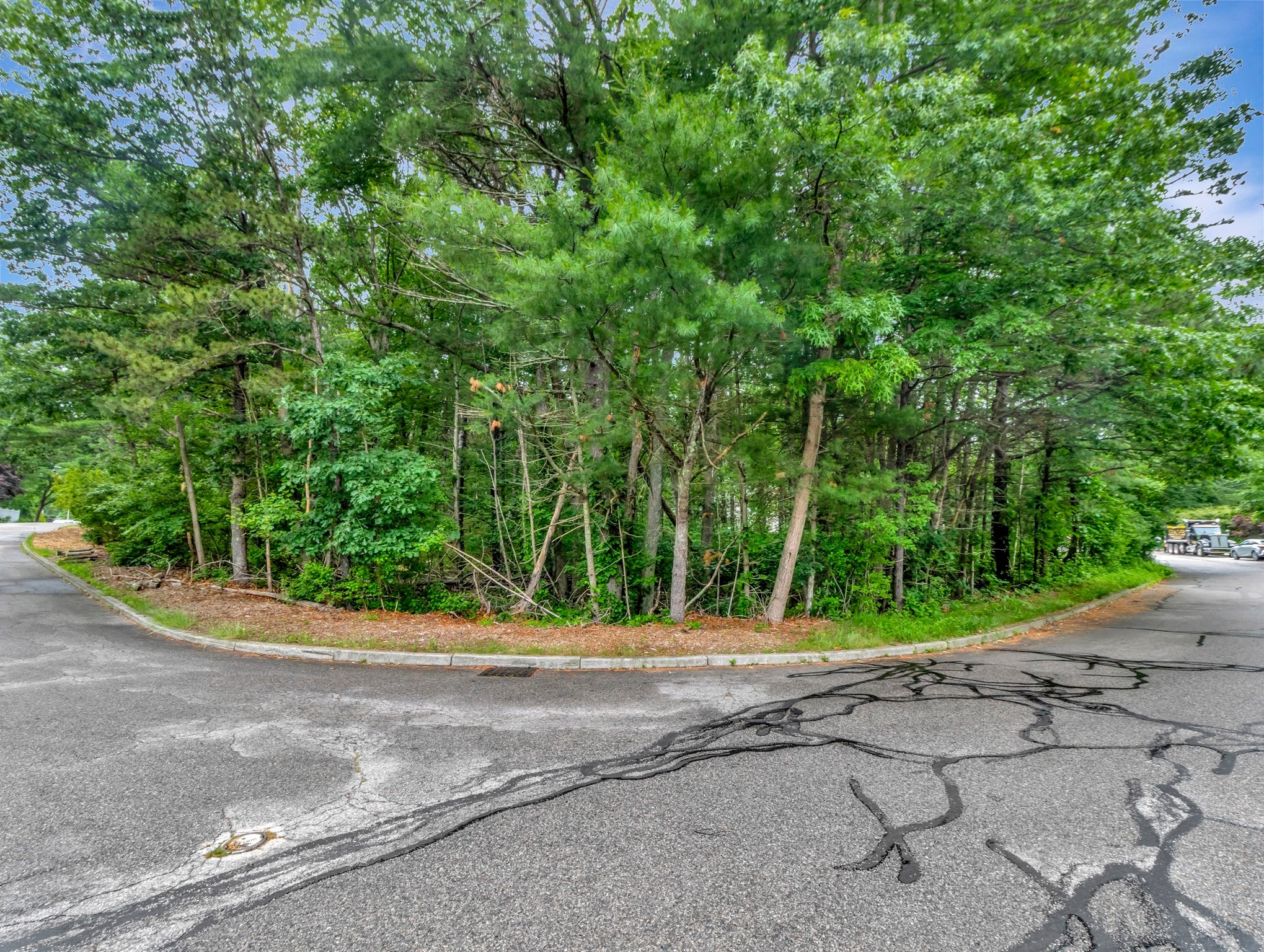 15 Randall Farm Drive