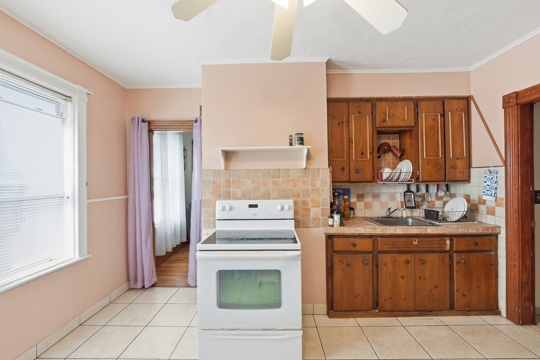 15 Maple Tree Ln, Worcester, MA, 15 Maple Tree Ln, Worcester, MA Photo #5