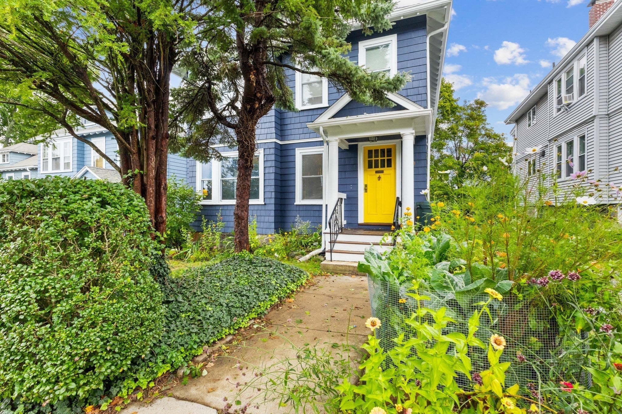 Photo of 99 Saint Rose St, Boston, MA