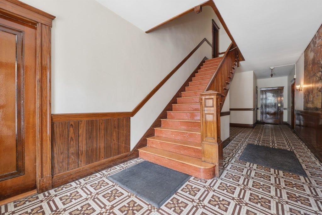 71 Harwood St, Lynn, MA, 71 Harwood St, Lynn, MA Photo #4
