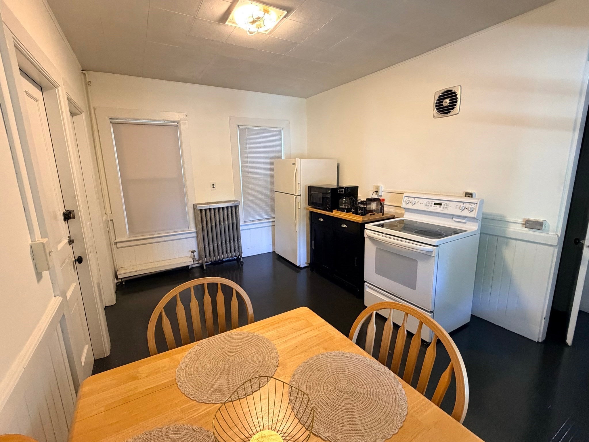 6 N Main St, Leominster, MA, 6 N Main St, Leominster, MA Photo #9