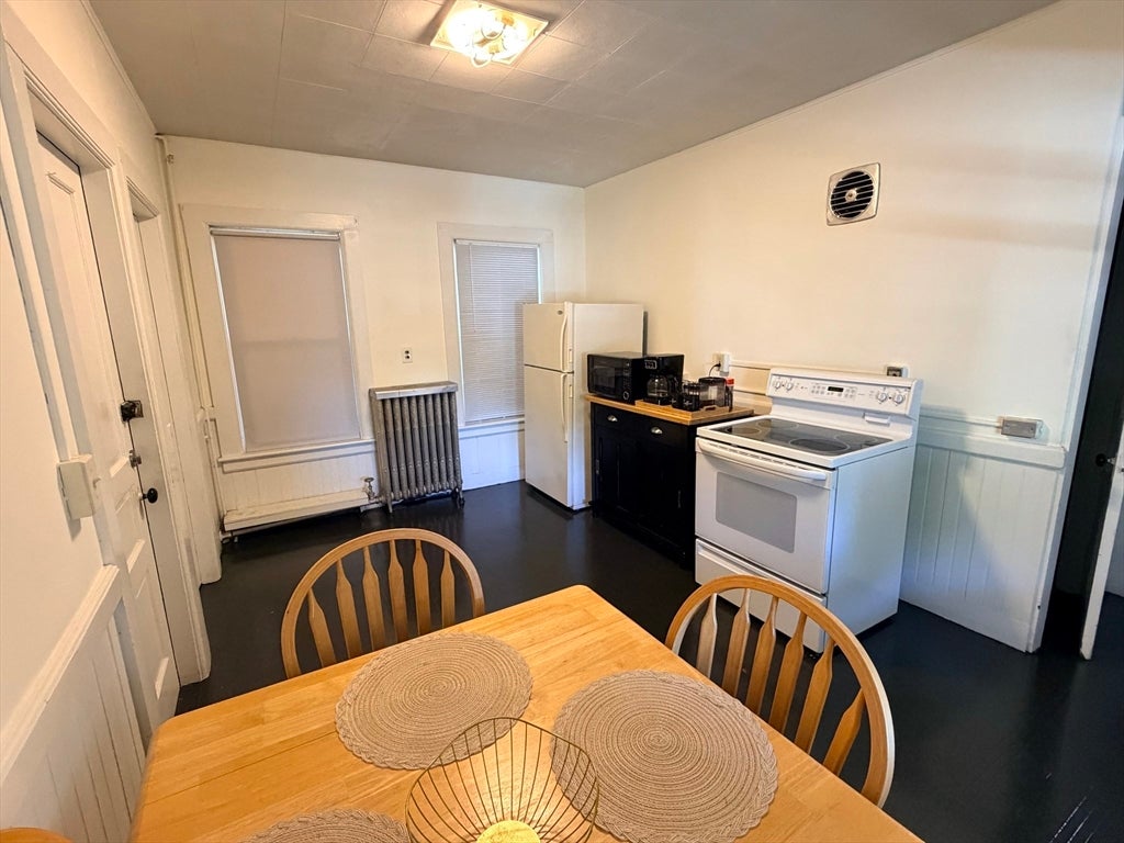6 N Main St, Leominster, MA, 6 N Main St, Leominster, MA Photo #9