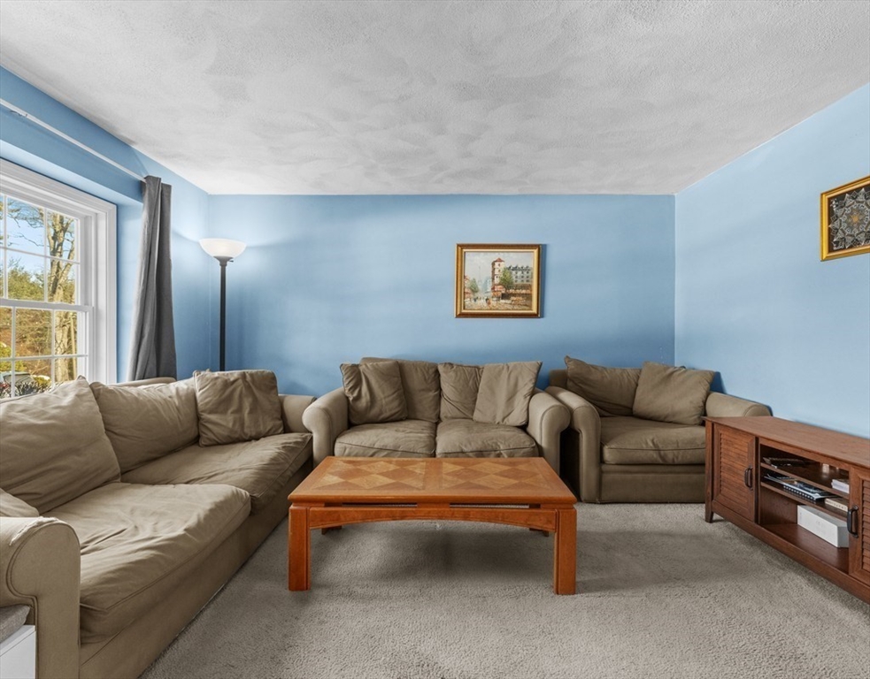 477 Northboro Rd W 8