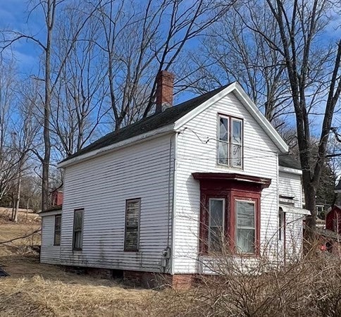 10 Green St, Brookfield MA 01506