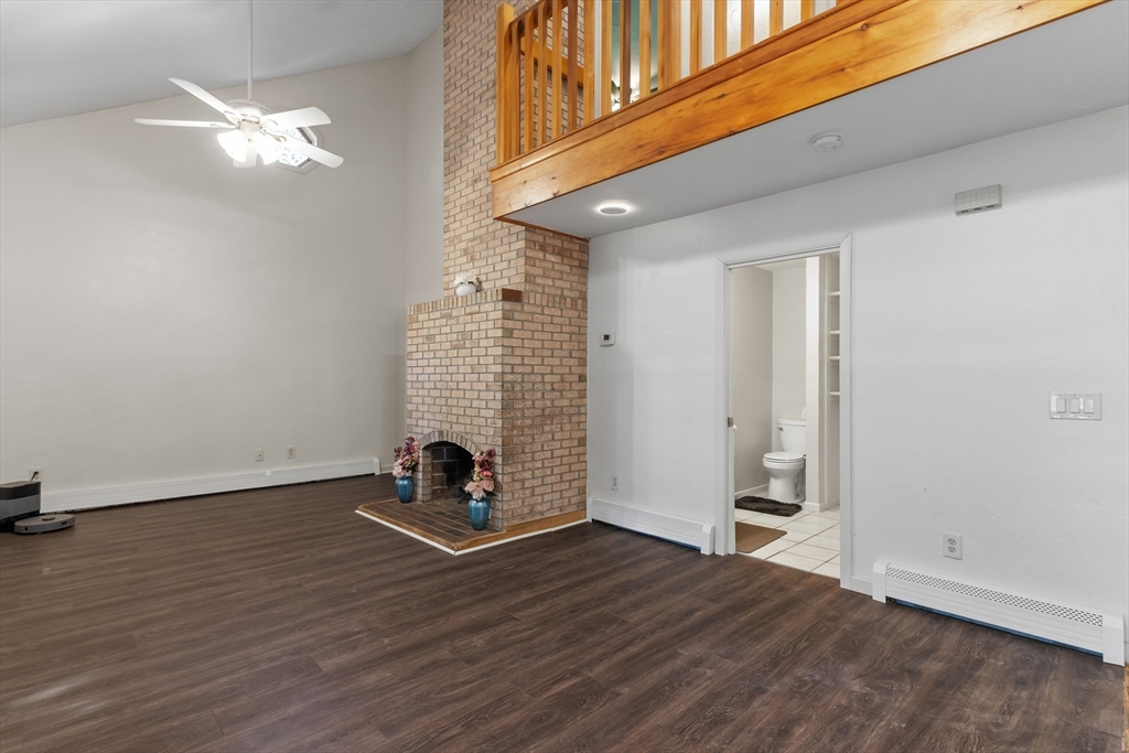 93 Pine St, Leicester, MA Photo #8