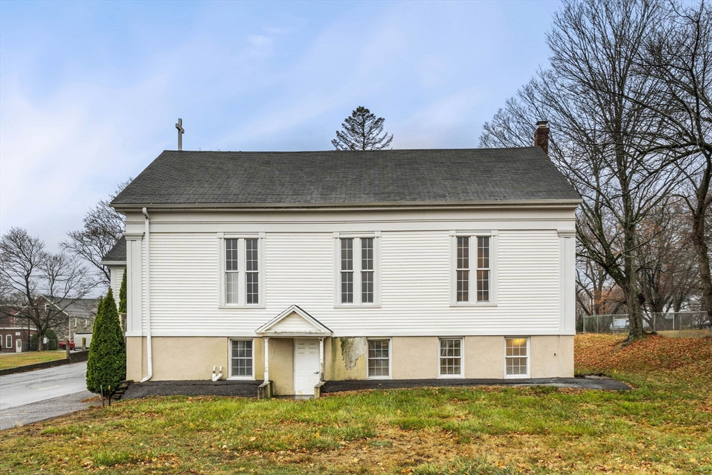 10 Overlook St