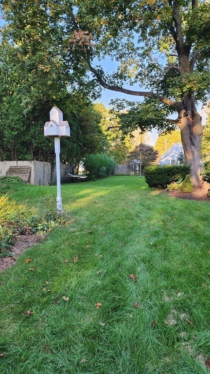 12 Mayhew ST #1, Hopkinton, MA Photo #12
