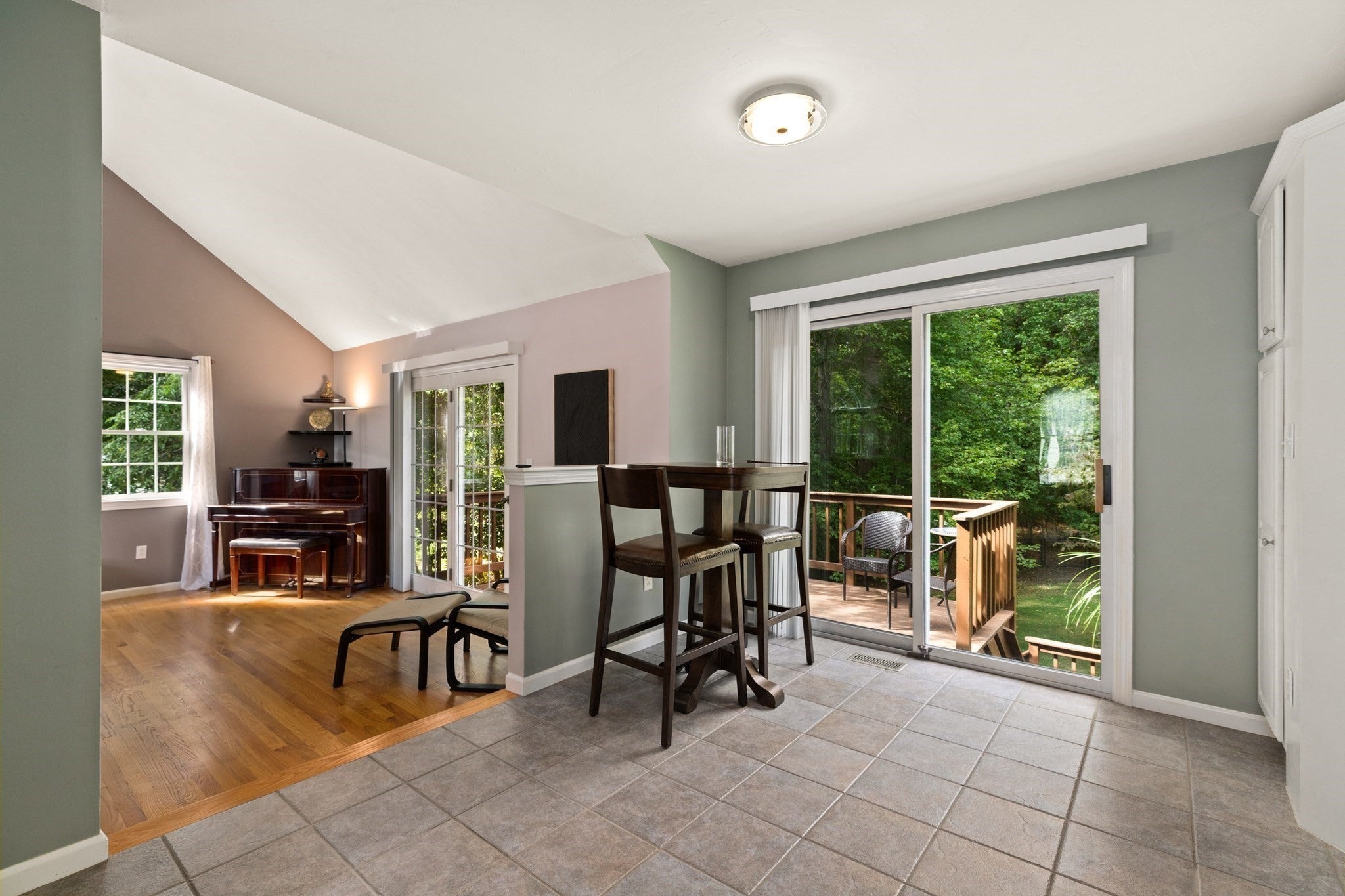 8 Dennison Ct, Stoughton, MA, 8 Dennison Ct, Stoughton, MA Photo #10