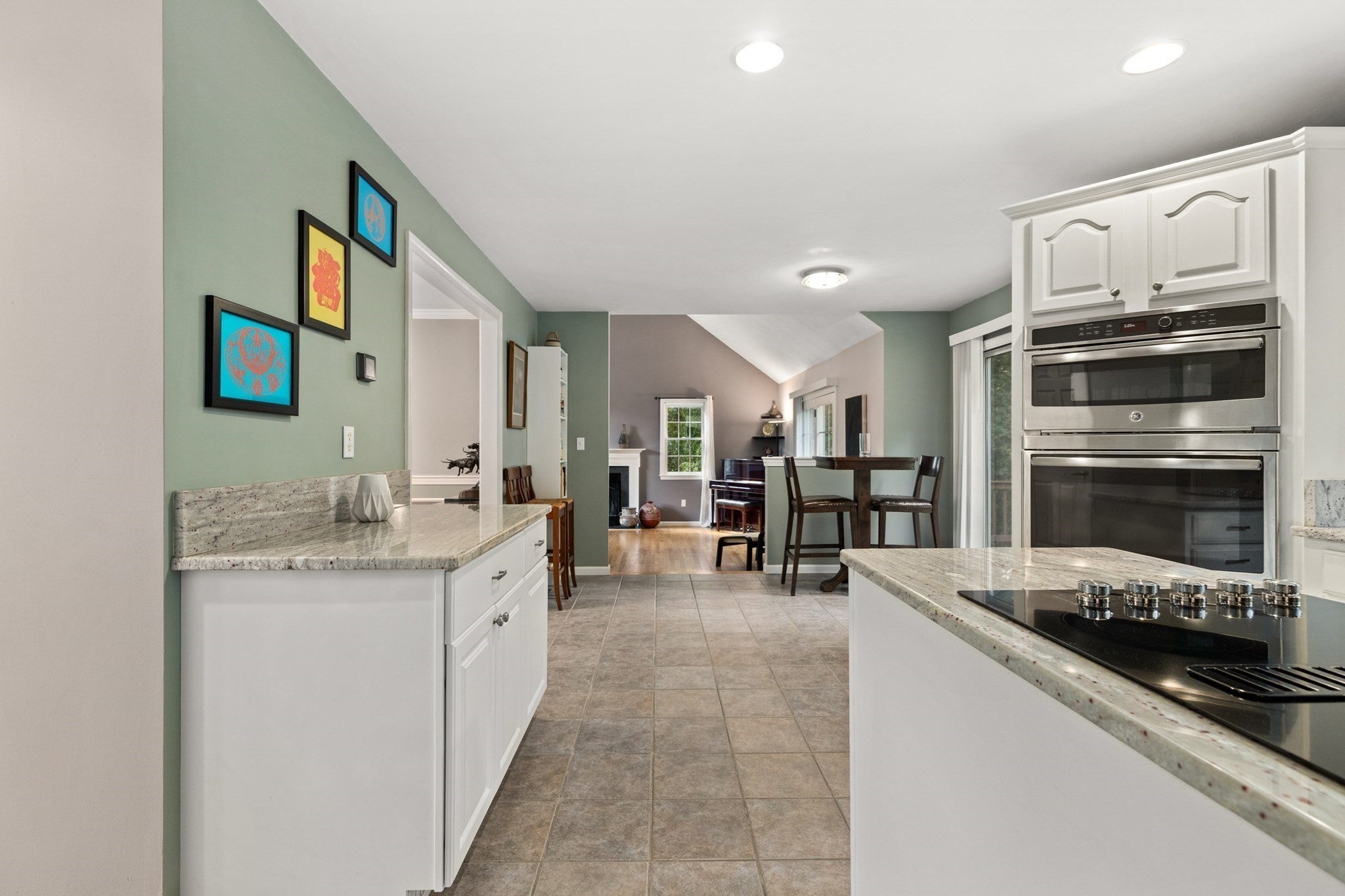 8 Dennison Ct, Stoughton, MA, 8 Dennison Ct, Stoughton, MA Photo #8