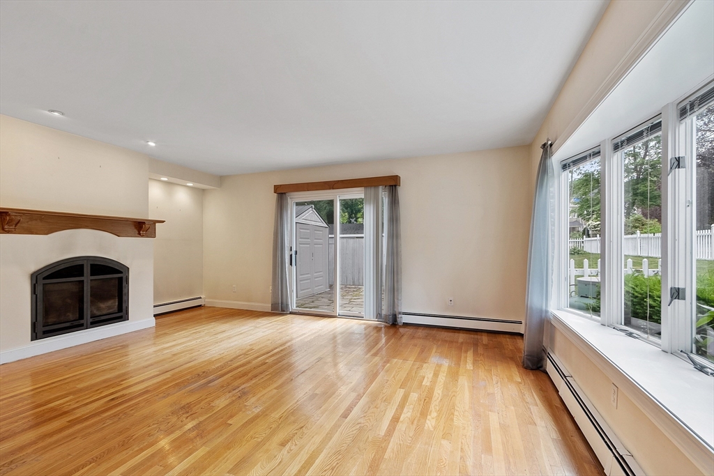 4 Dalton Ave 3