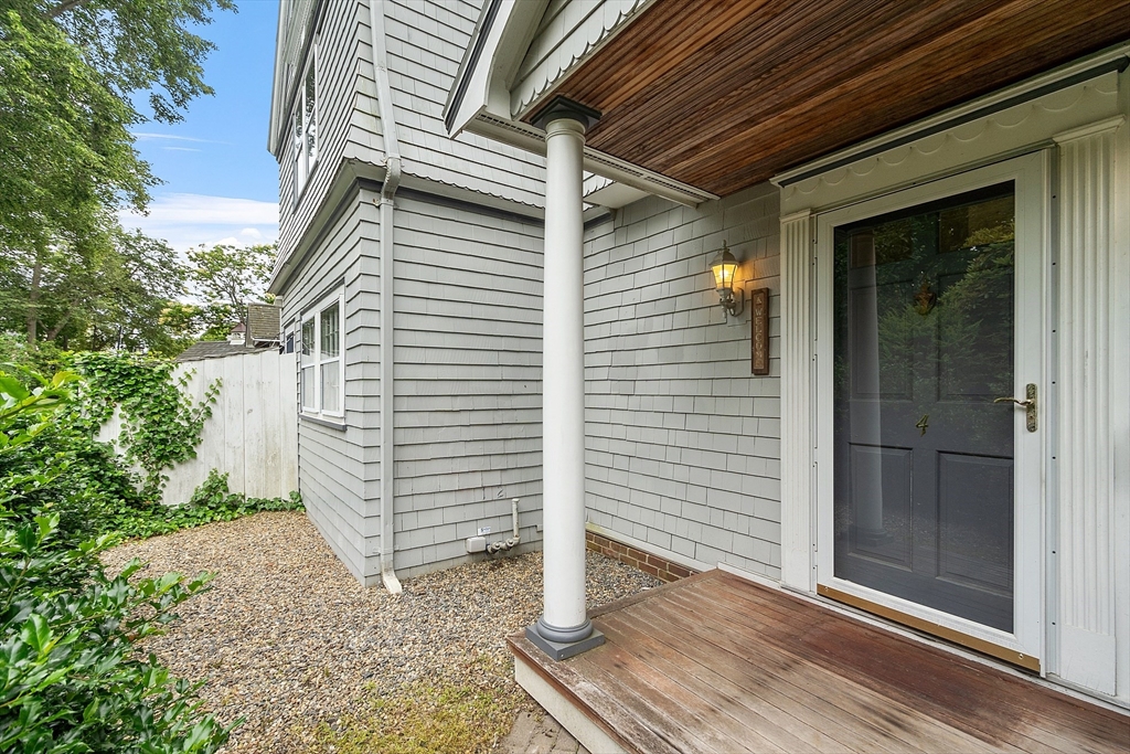 4 Dalton Ave 3