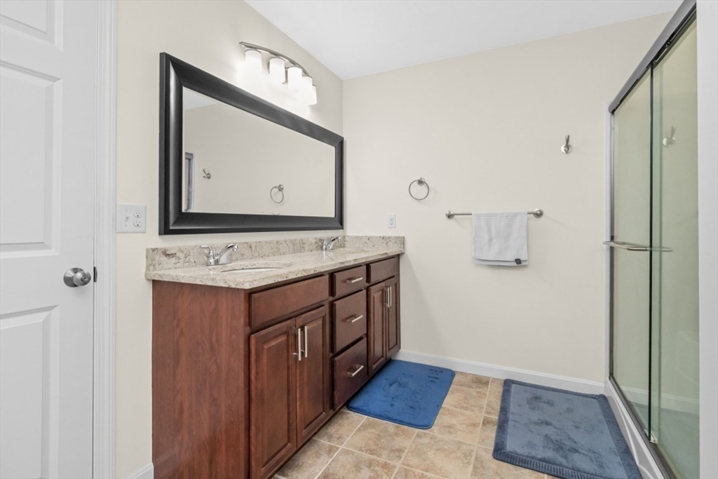 1 Brewster Rd, Randolph, MA, 1 Brewster Rd, Randolph, MA Photo #15