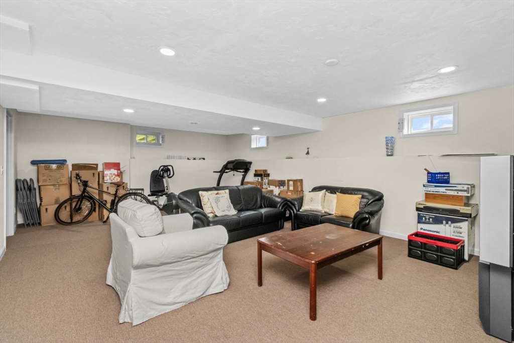 1 Brewster Rd, Randolph, MA, 1 Brewster Rd, Randolph, MA Photo #20