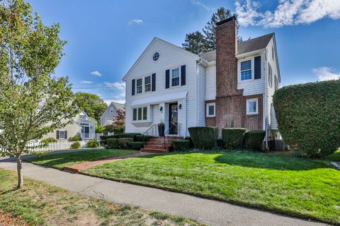 10 Lawndale Rd Milton MA 02186