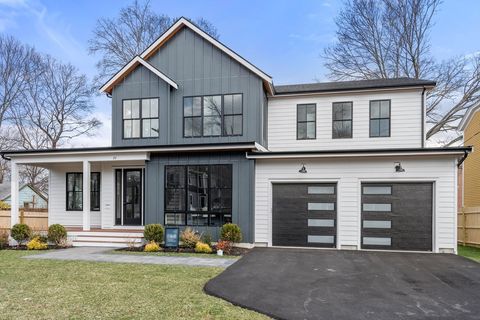 26 Trowbridge Street Newton MA 02459