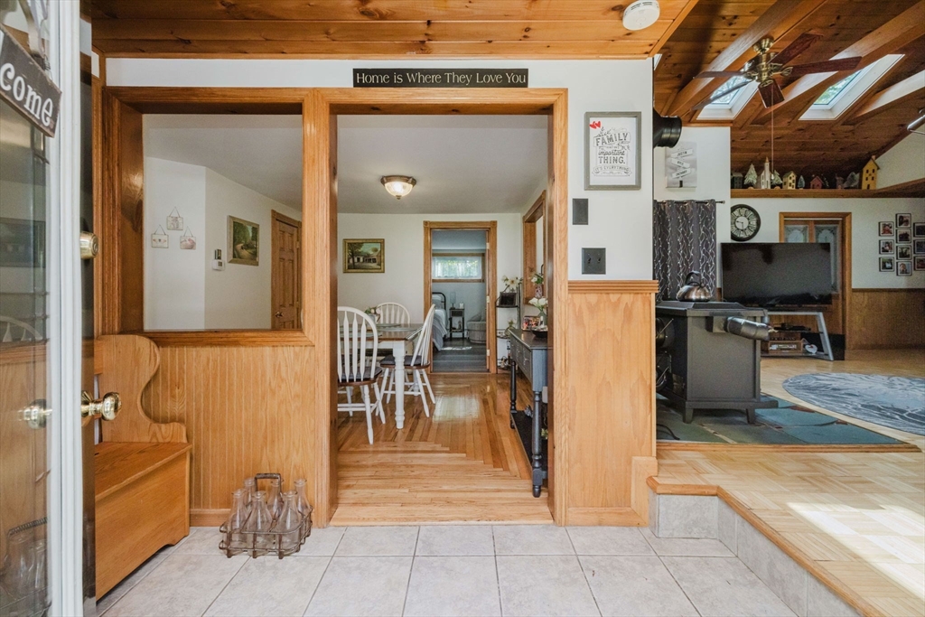 70 Ricard St, Seekonk, MA Photo #9