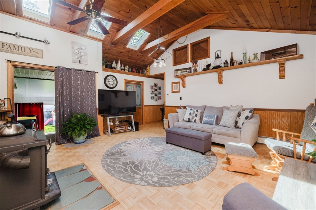 70 Ricard St, Seekonk, MA Photo #18
