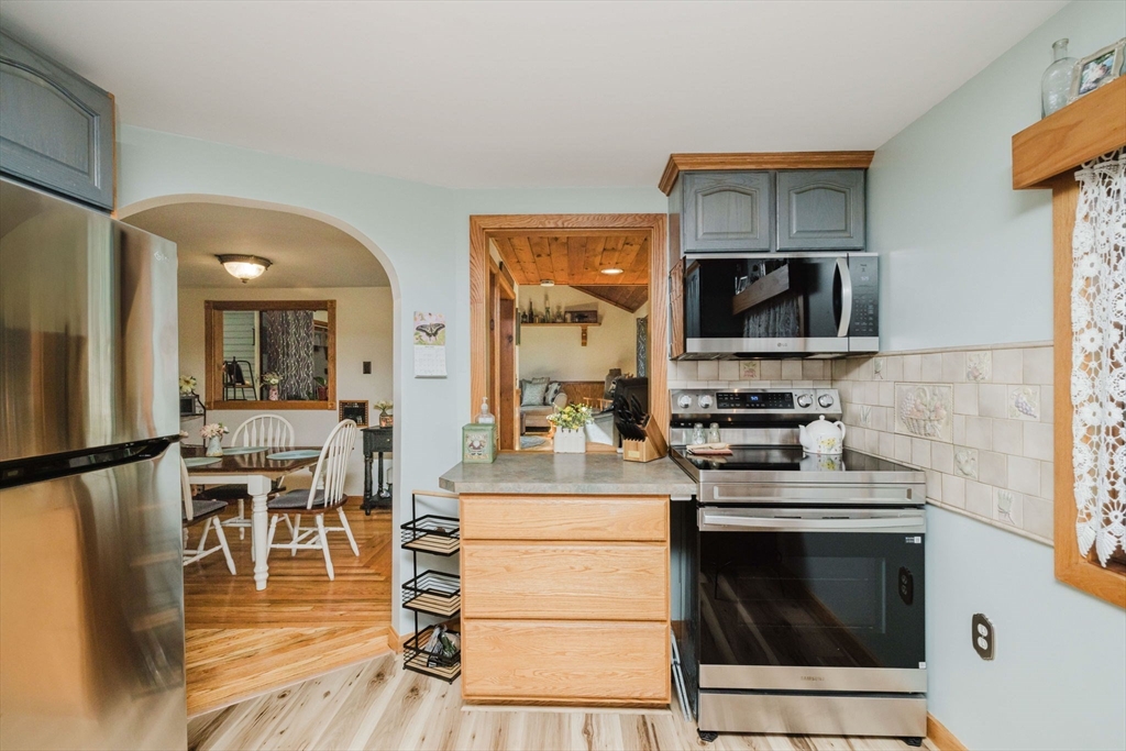70 Ricard St, Seekonk, MA Photo #14