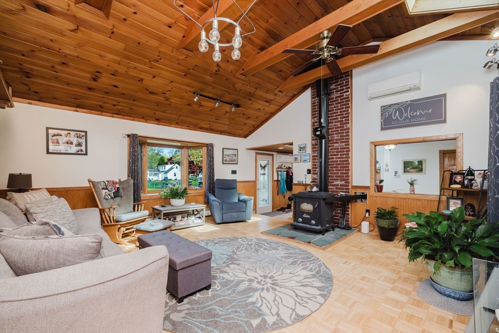 70 Ricard St, Seekonk, MA Photo #20