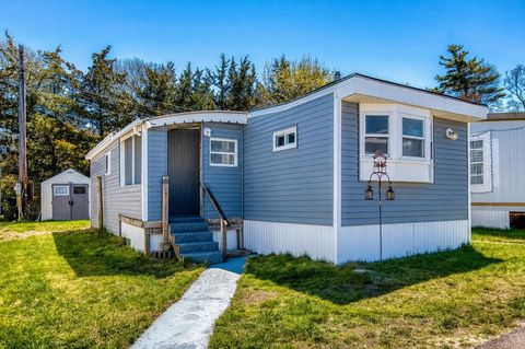 Photo of 2 Depot St #2, Wareham, MA 02538 (MLS # 73510545)
