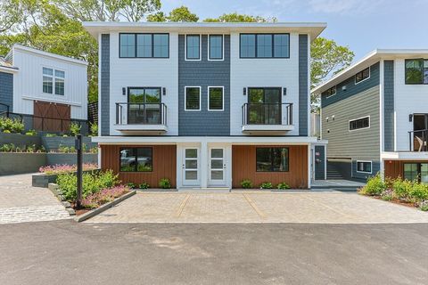 Photo of 50 Nelson Avenue #6, Provincetown, MA 02657 (MLS # 73439705)