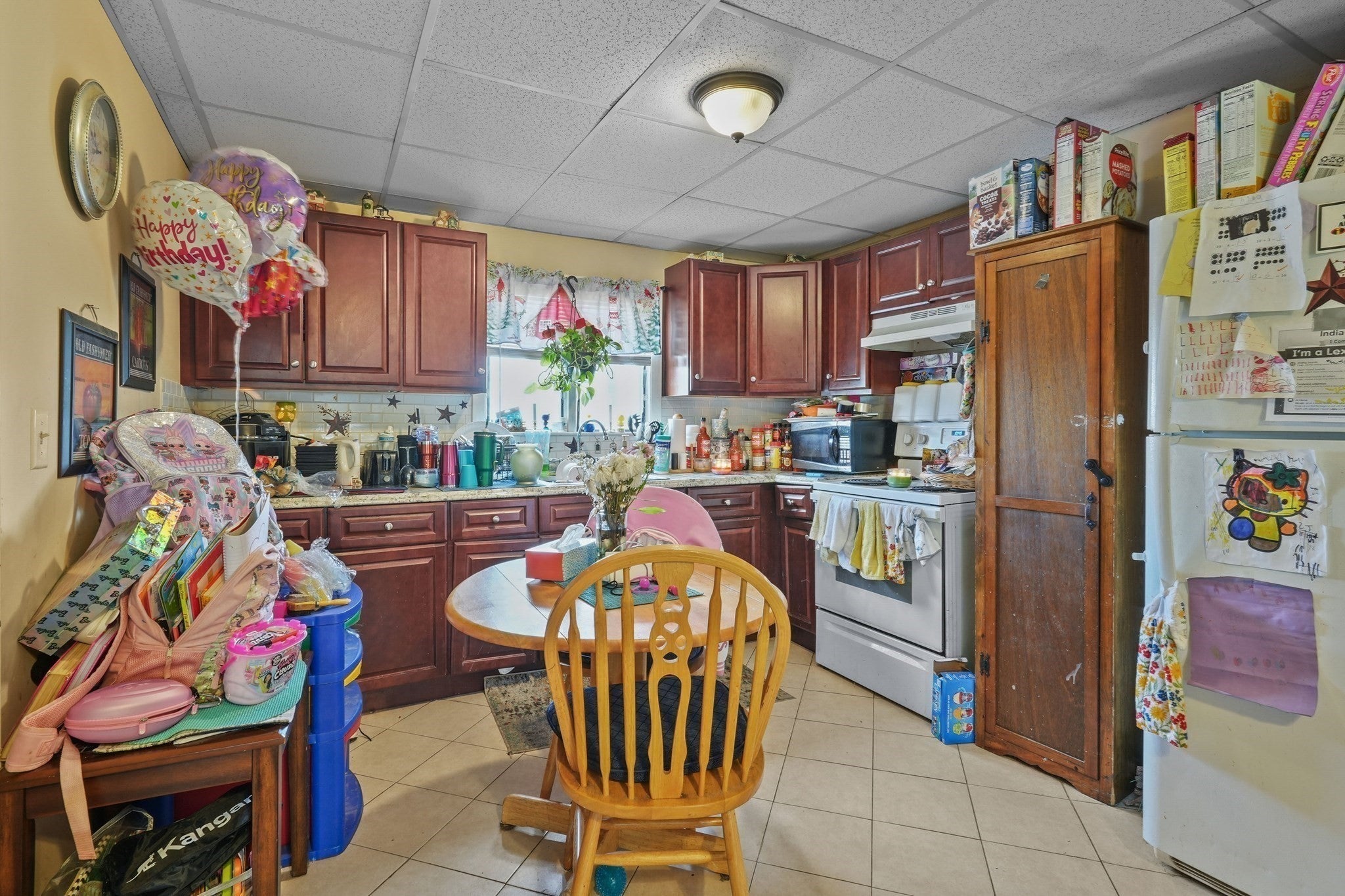 1792 Pleasant St, Fall River, MA Photo #2