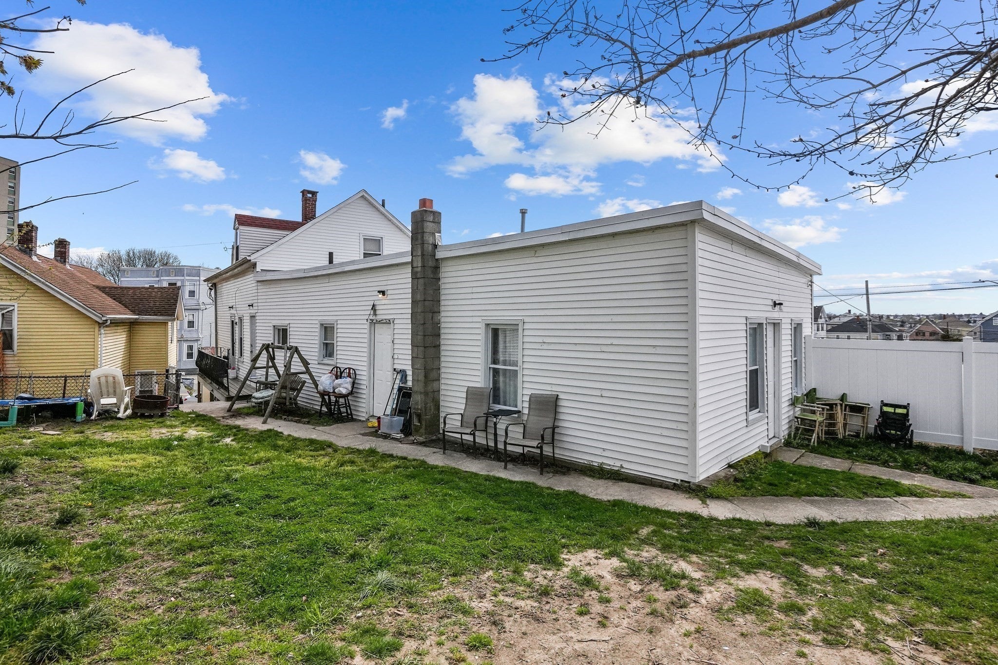 1792 Pleasant St, Fall River, MA Photo #29
